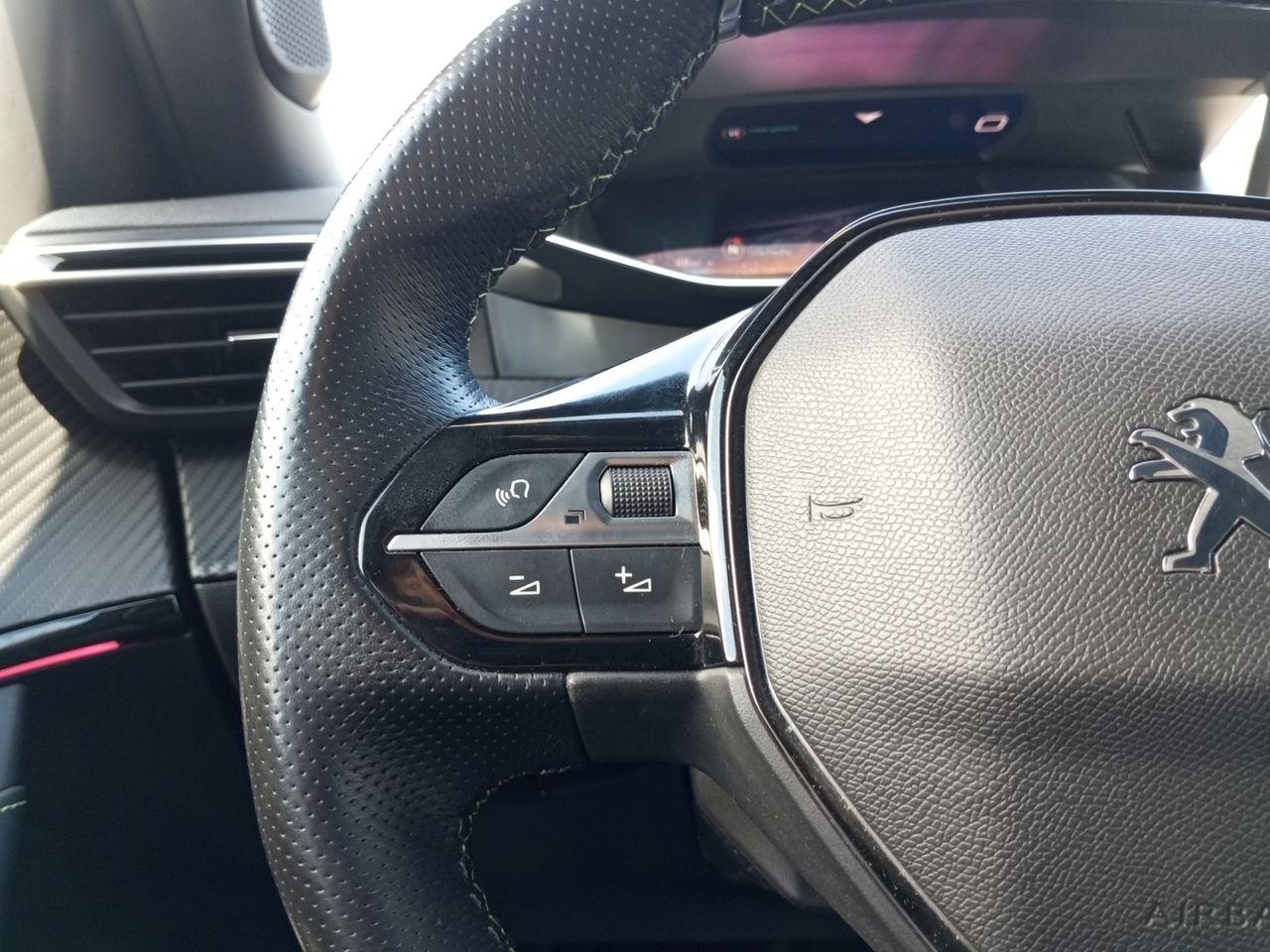 Foto Peugeot 2008 16