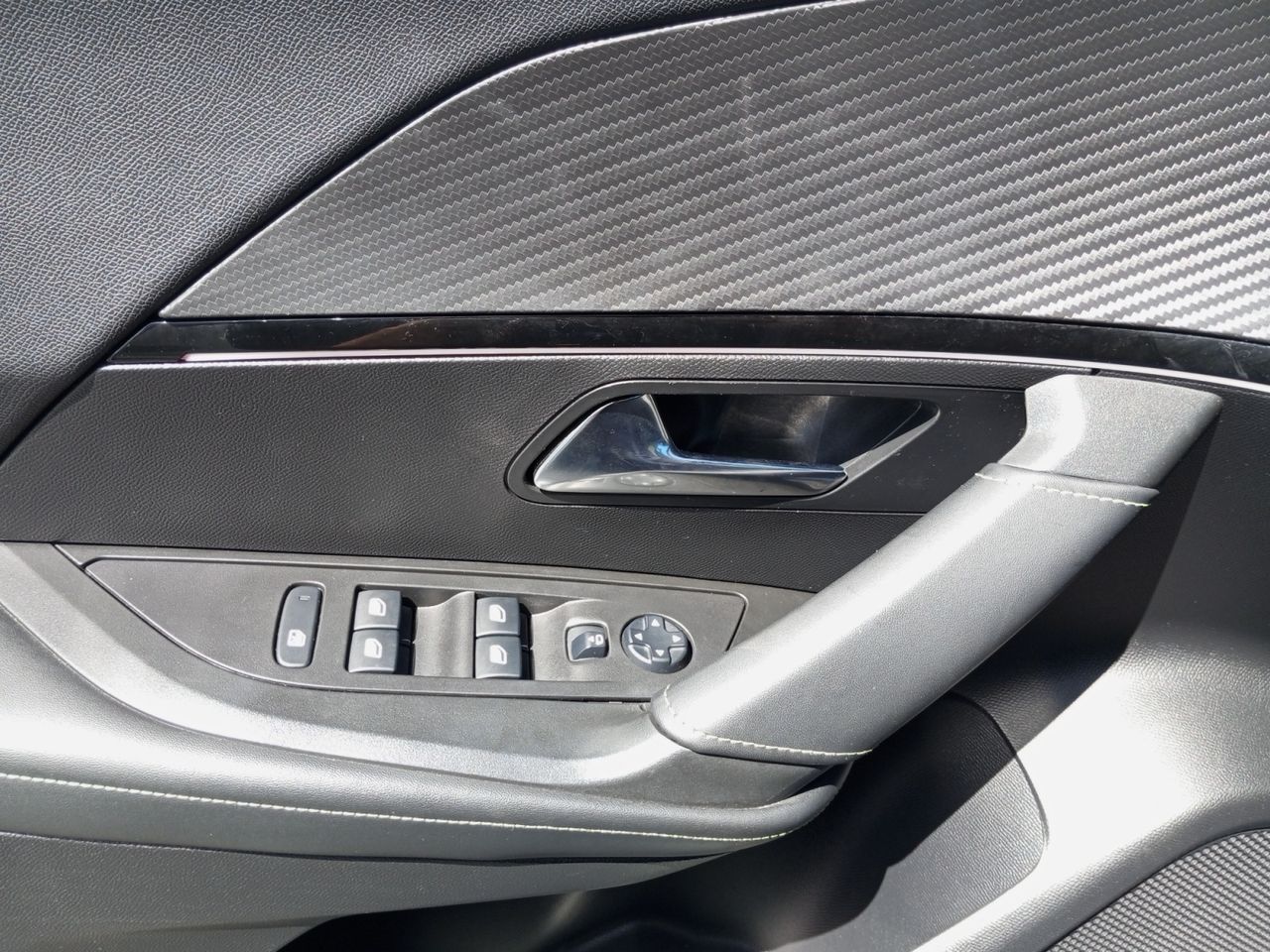 Foto Peugeot 2008 20