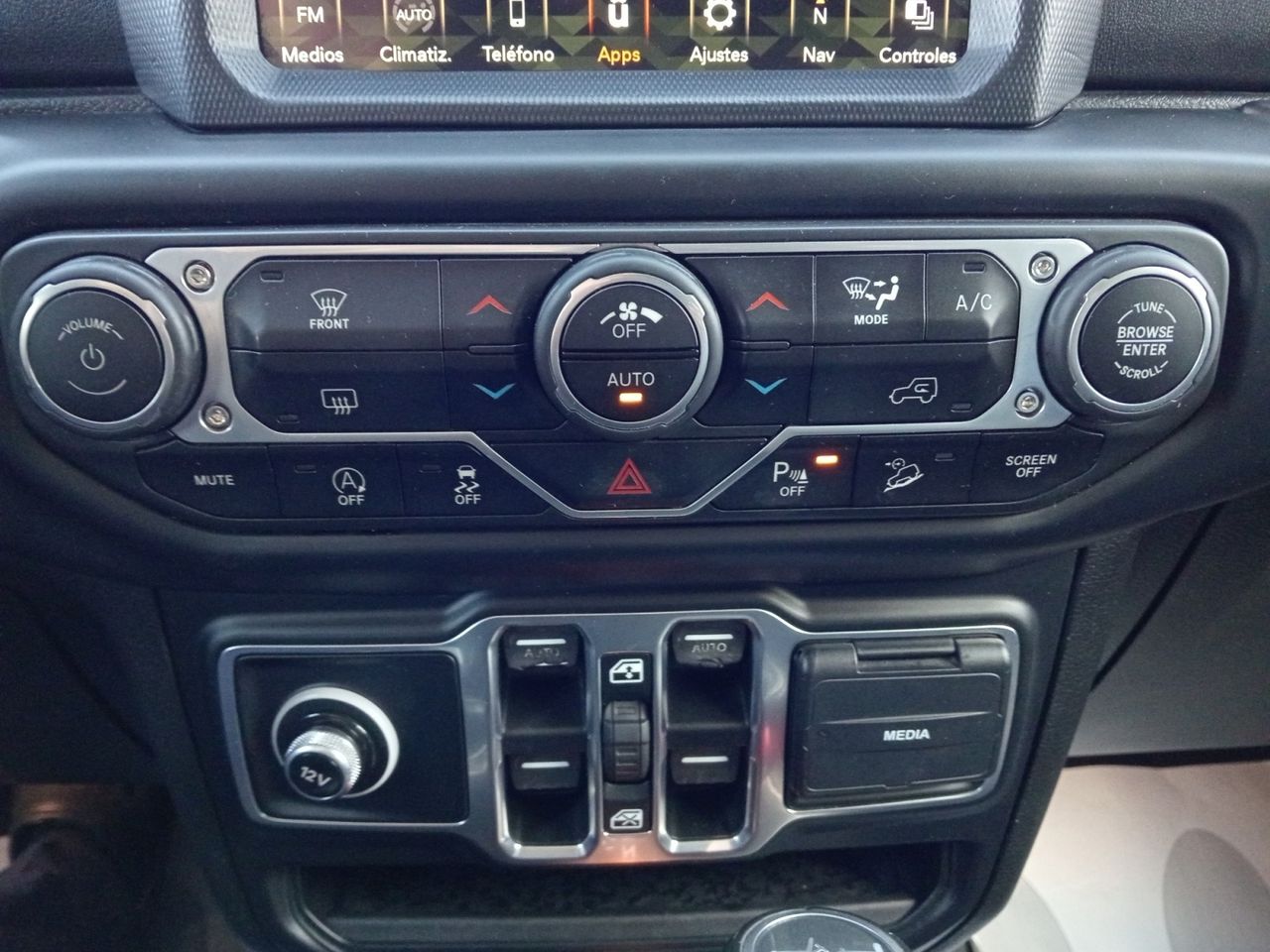 Foto Jeep Wrangler 14