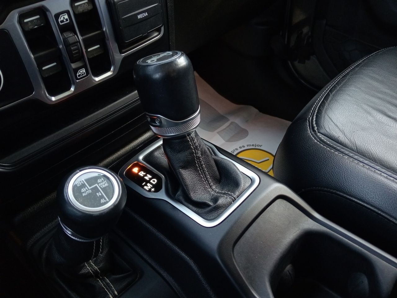 Foto Jeep Wrangler 15