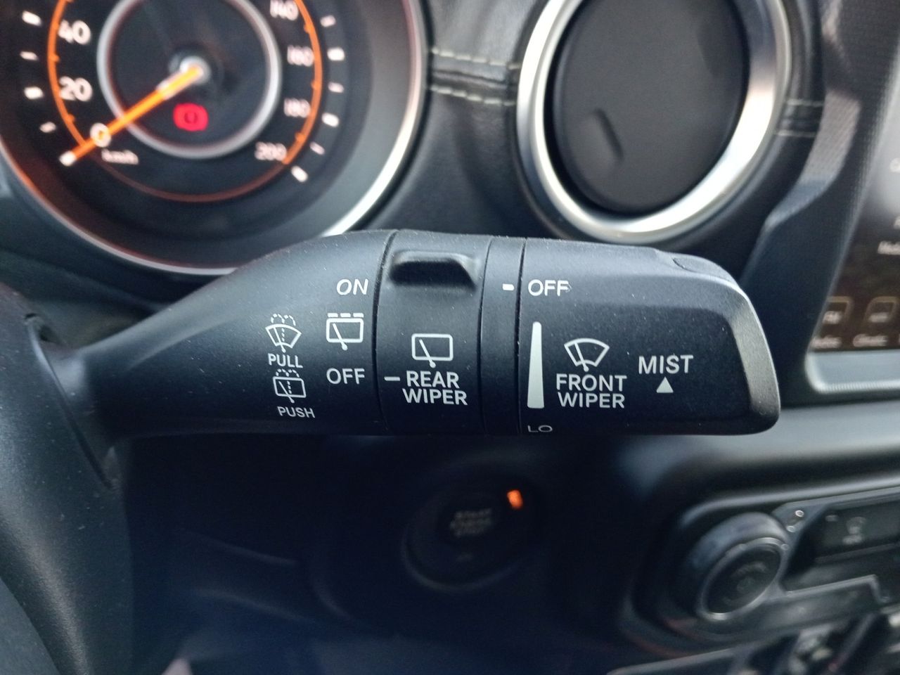 Foto Jeep Wrangler 18