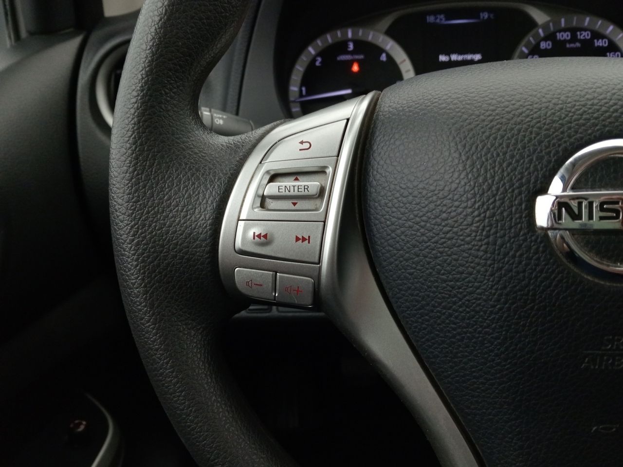 Foto Nissan Navara 15