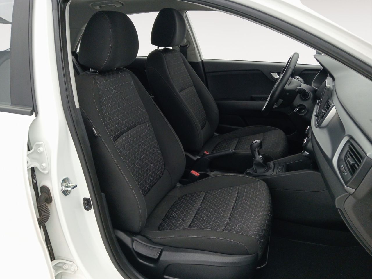 Foto Kia Rio 8
