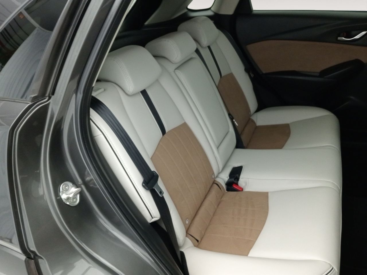 Foto Mazda CX-3 9