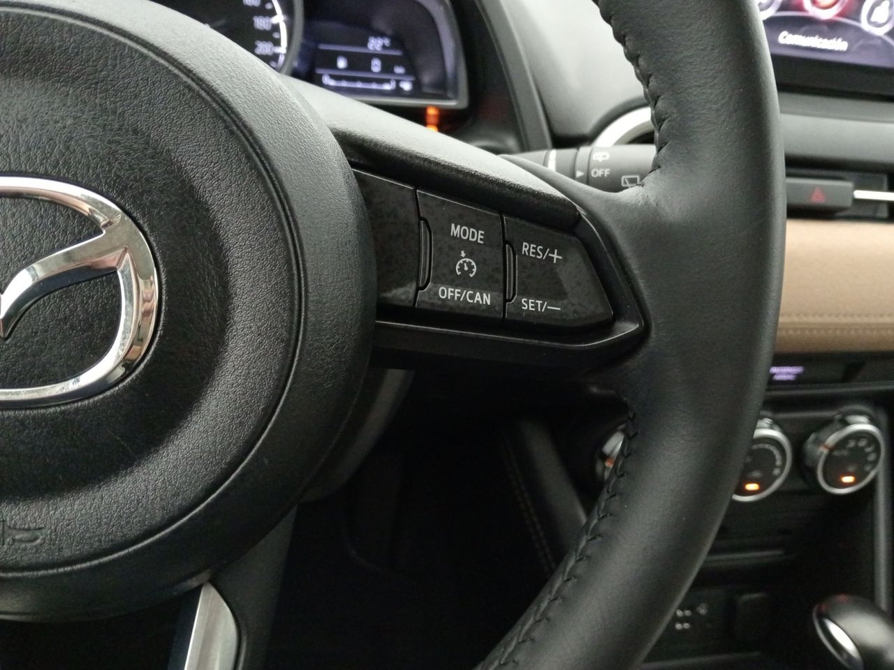 Foto Mazda CX-3 17