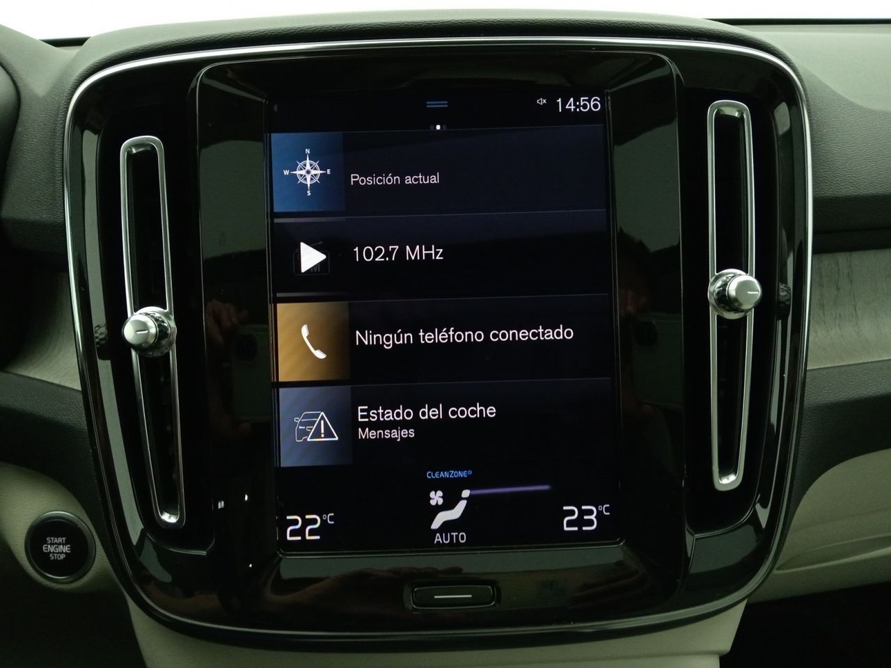 Foto Volvo XC40 12
