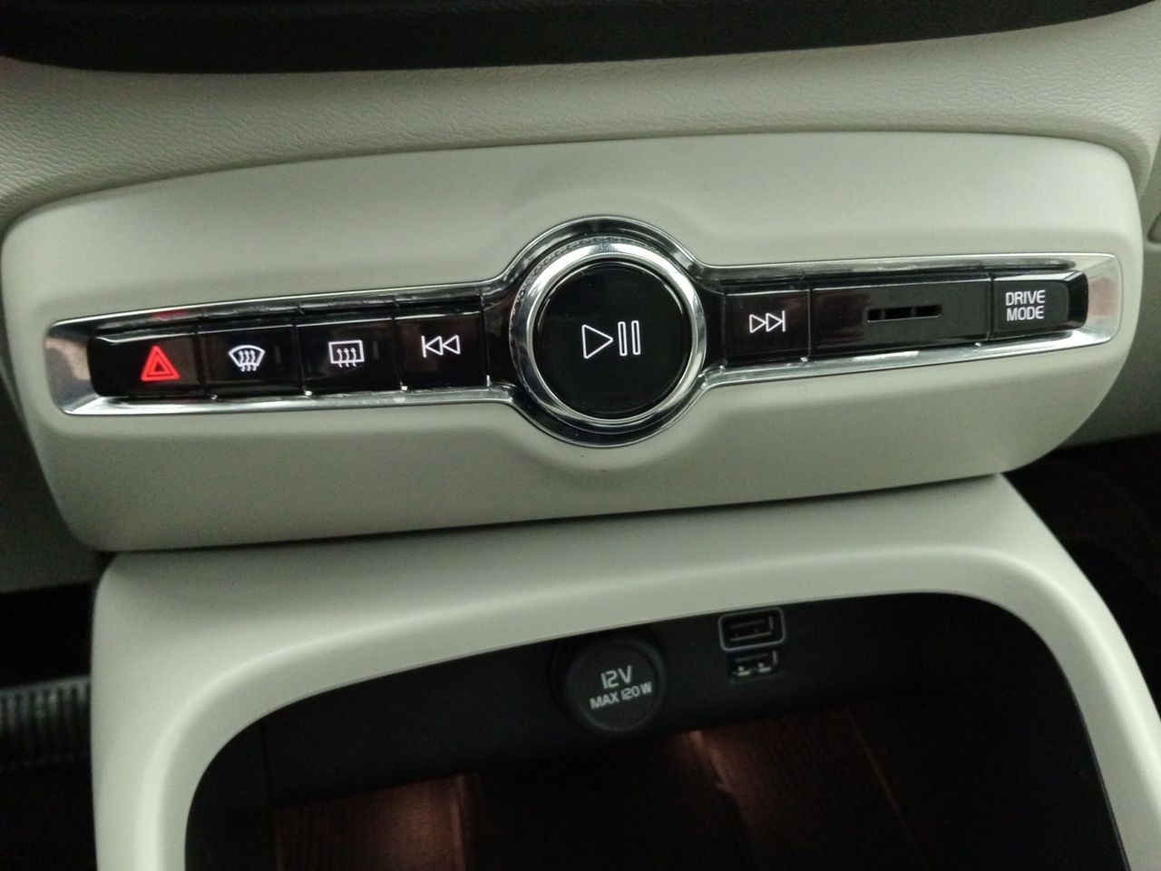 Foto Volvo XC40 16
