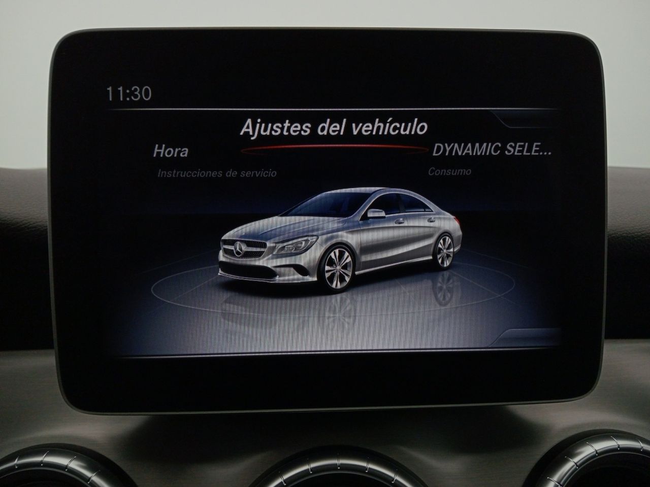 Foto Mercedes-Benz Clase CLA 11