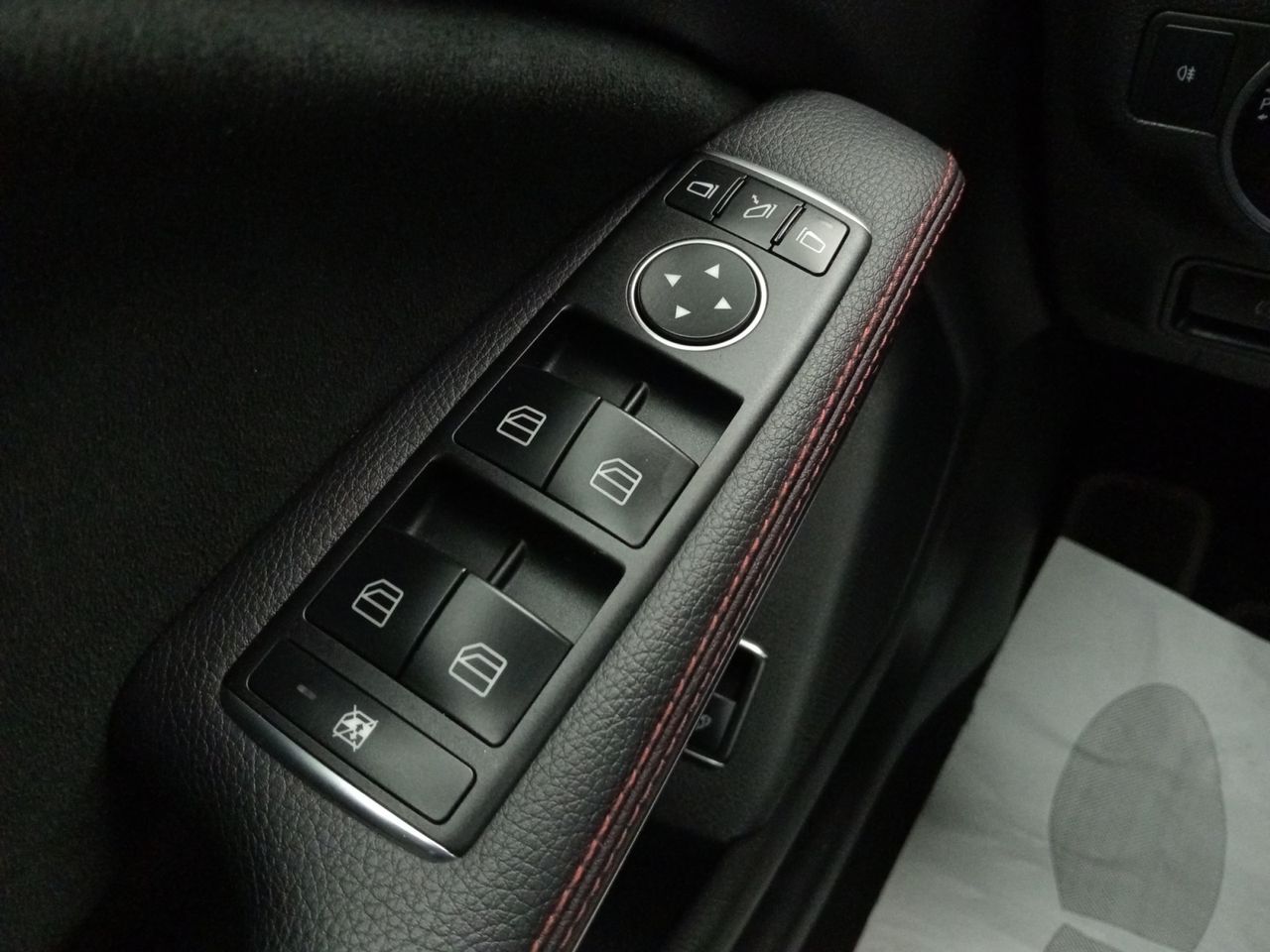 Foto Mercedes-Benz Clase CLA 18