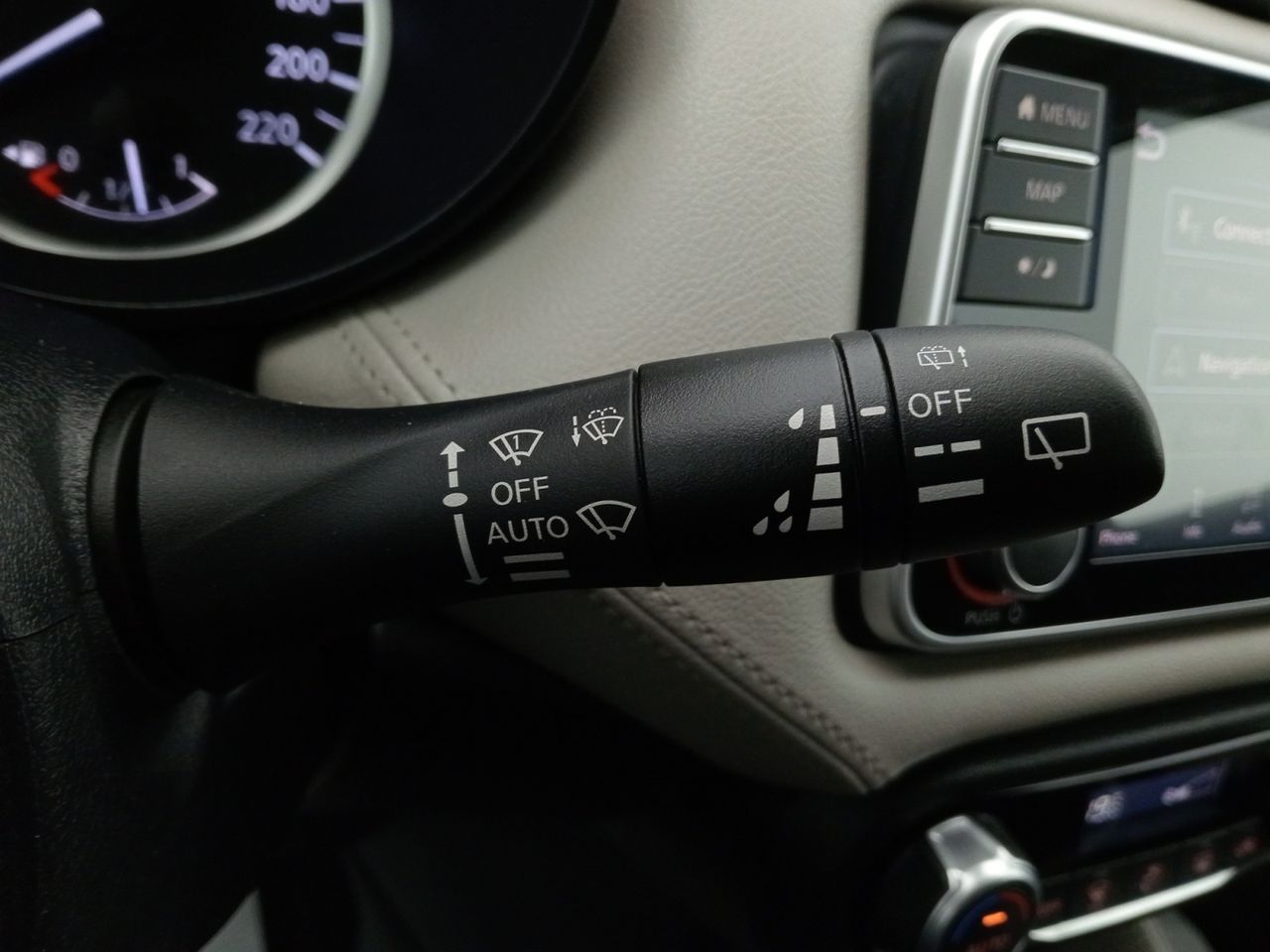 Foto Nissan Micra 18