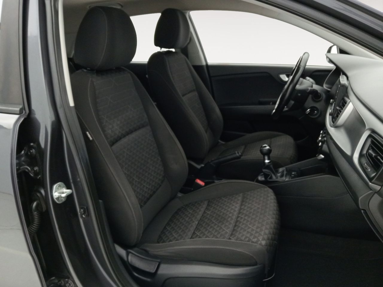 Foto Kia Rio 8