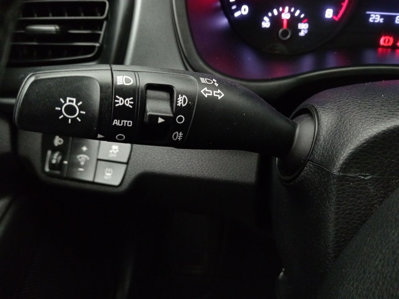 Foto Kia Rio 18