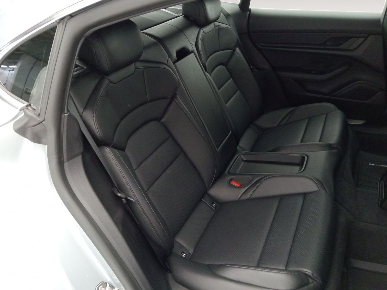Foto Porsche Taycan 9