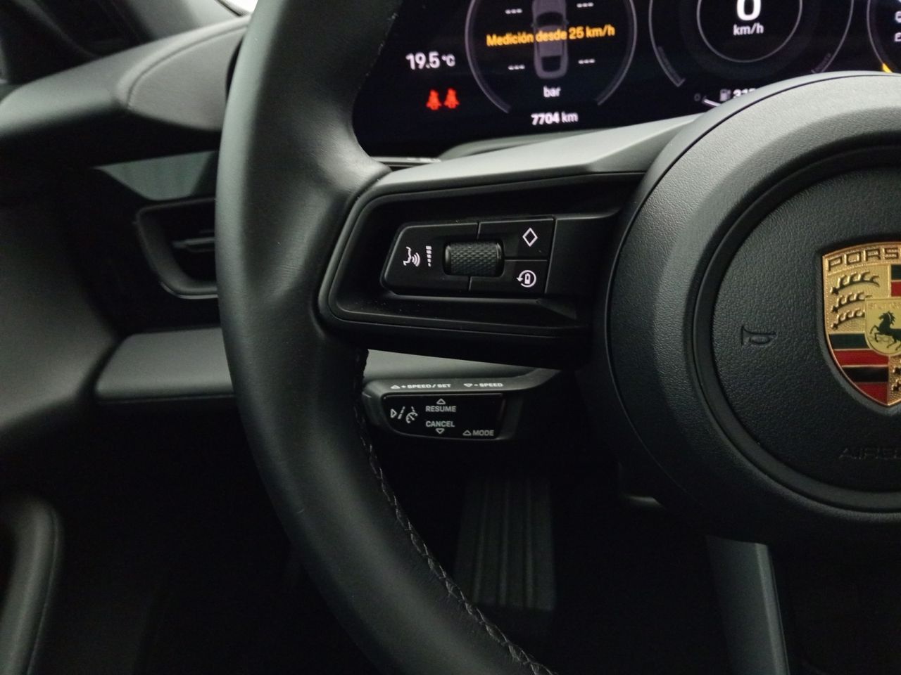 Foto Porsche Taycan 17