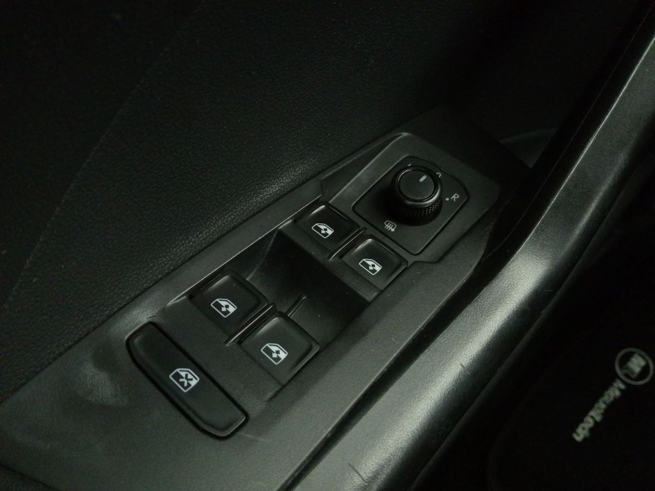 Foto Volkswagen T-Cross 18
