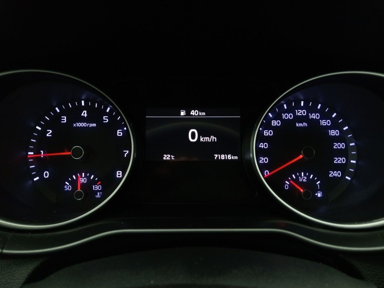 Foto Kia XCeed 10