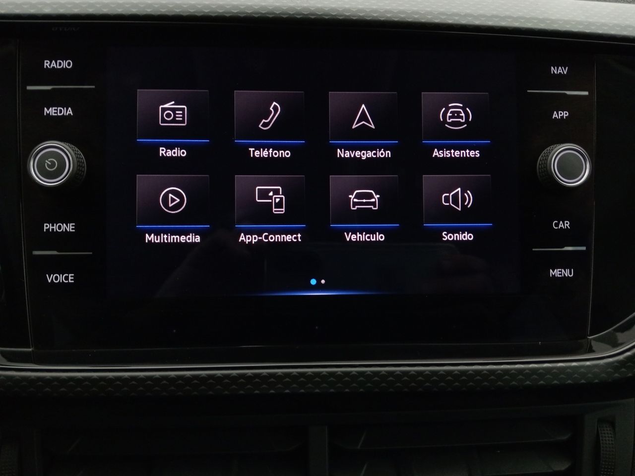 Foto Volkswagen T-Cross 11
