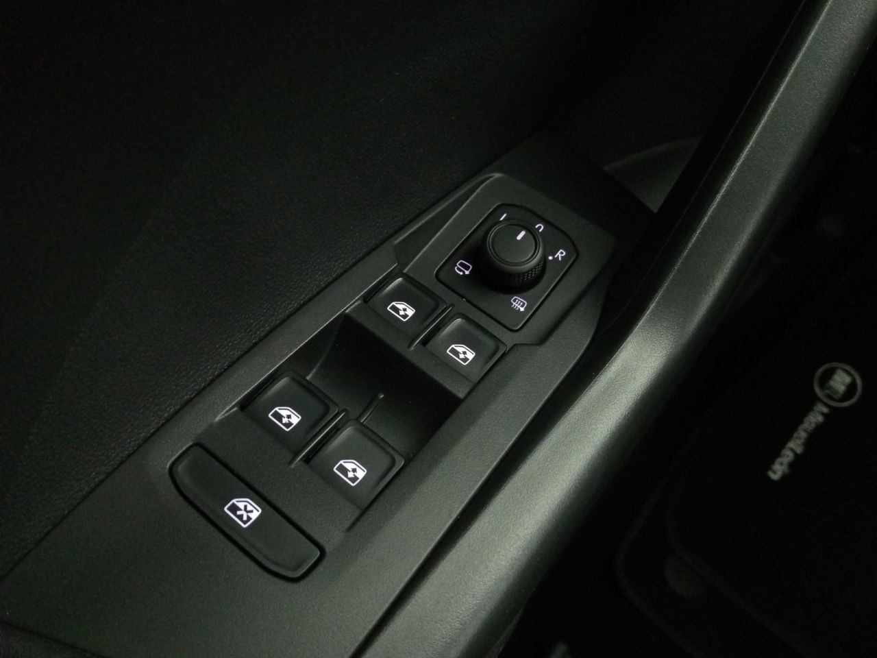 Foto Volkswagen T-Cross 19