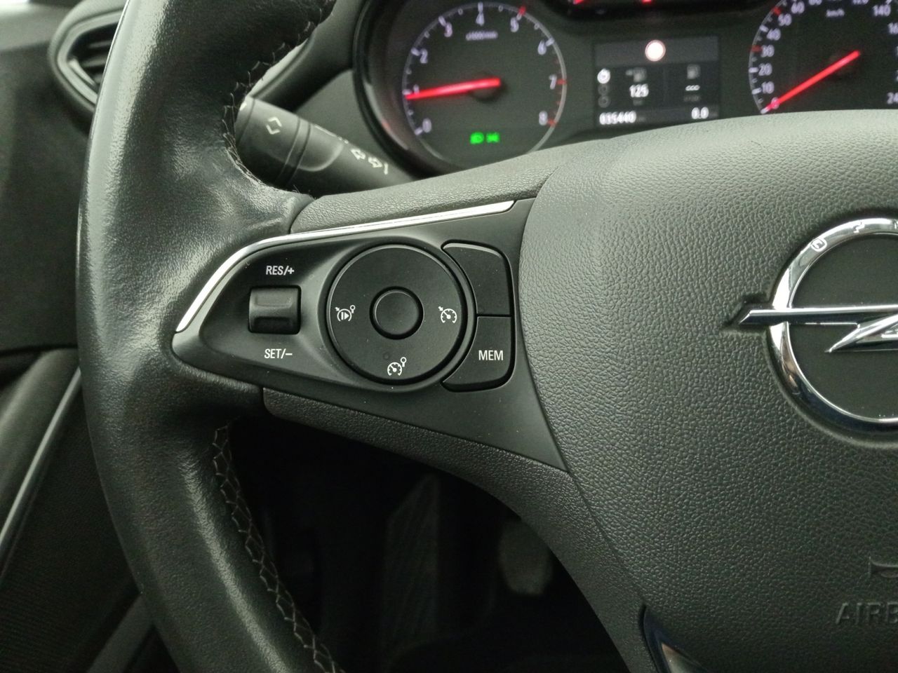 Foto Opel CrossLand 16