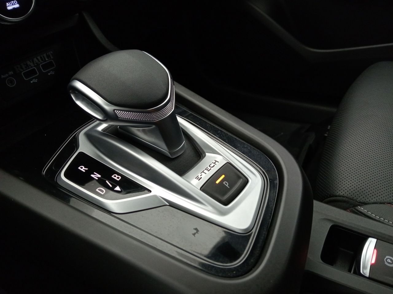 Foto Renault Arkana 15