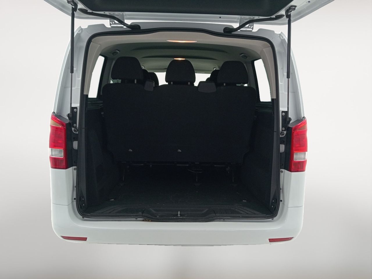 Foto Mercedes-Benz Vito 22