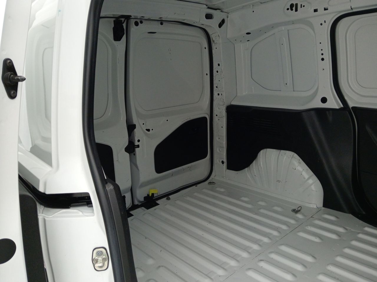 Foto Peugeot Partner 9