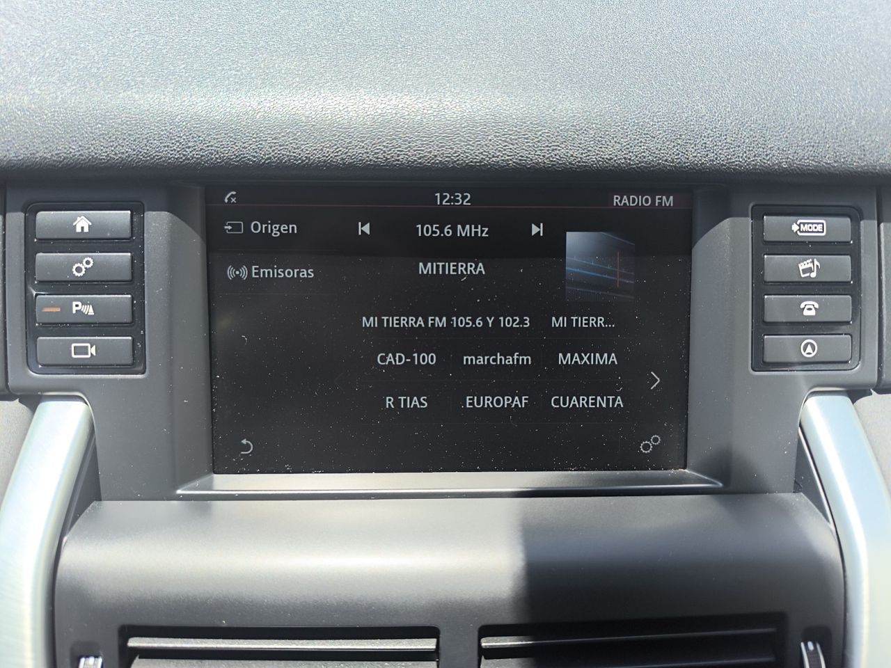 Foto Land-Rover Discovery Sport 13