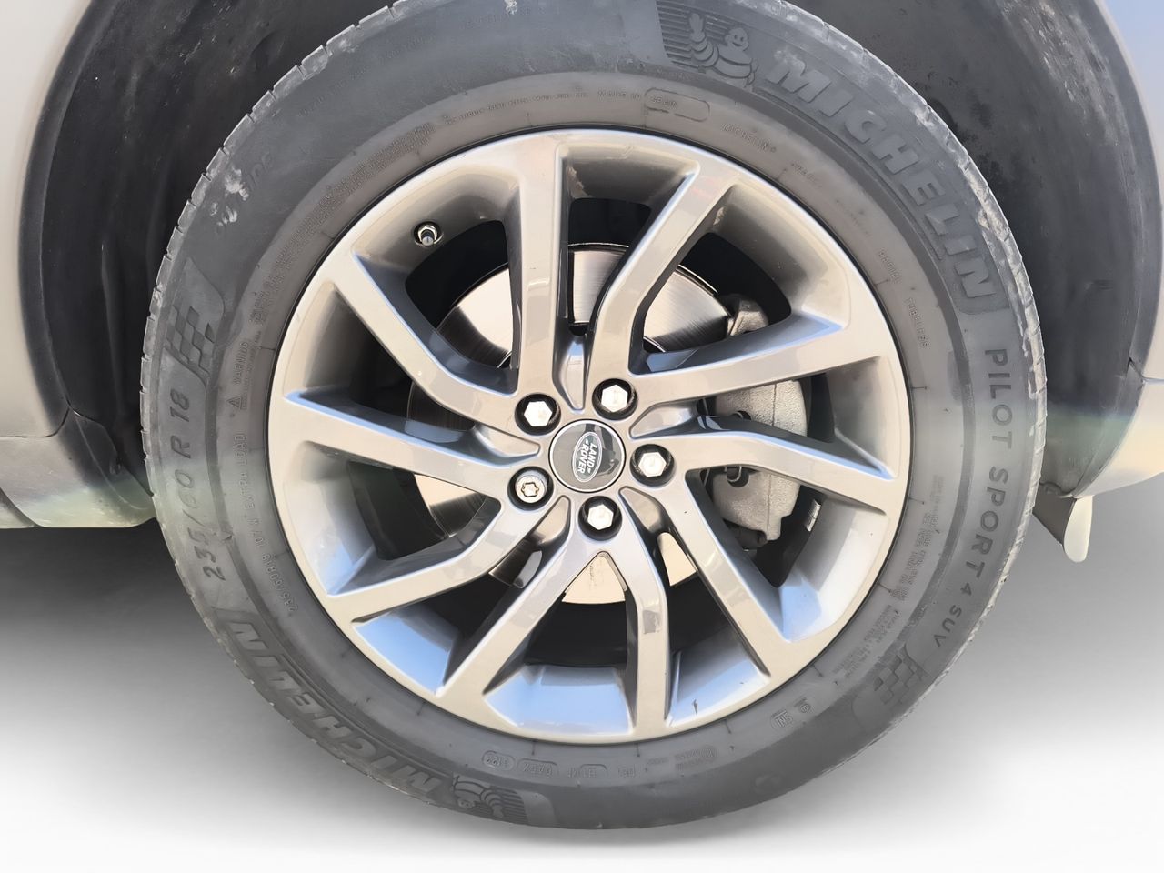 Foto Land-Rover Discovery Sport 23