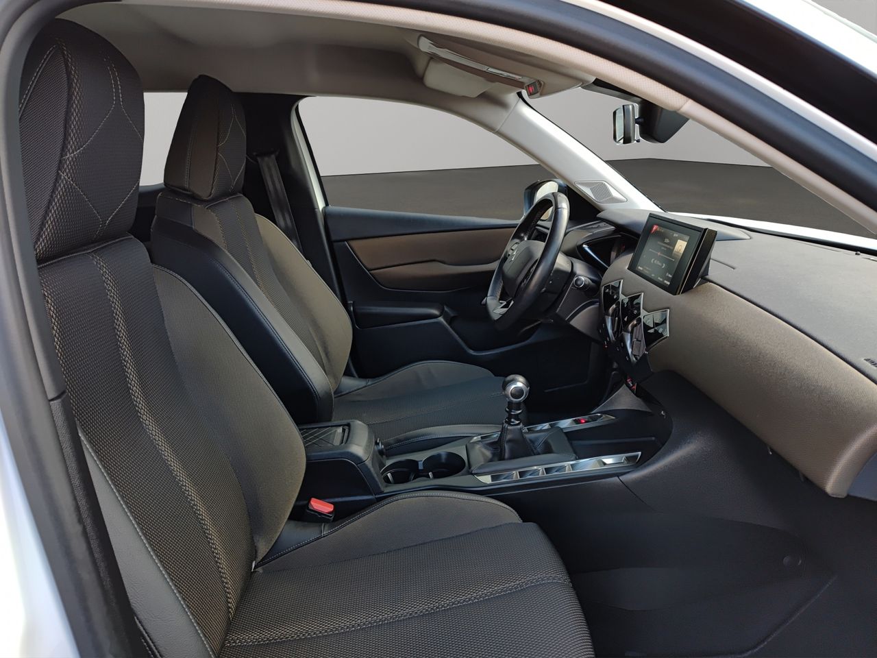 Foto DS Automobiles DS 3 17