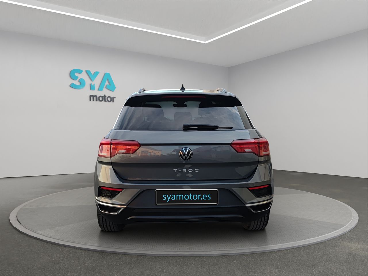 Foto Volkswagen T-Roc 12