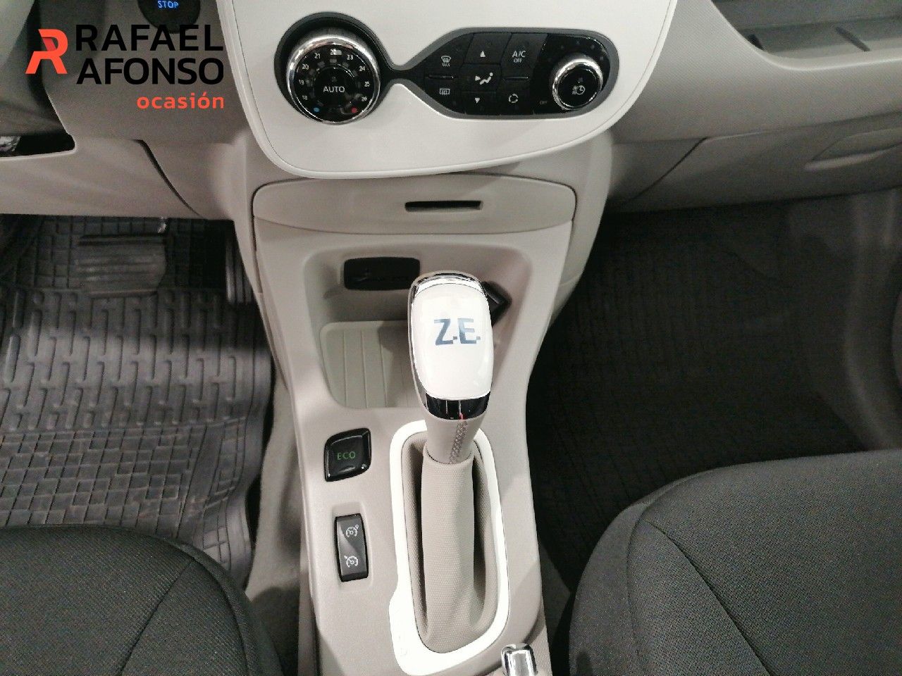 Foto Renault Zoe 12