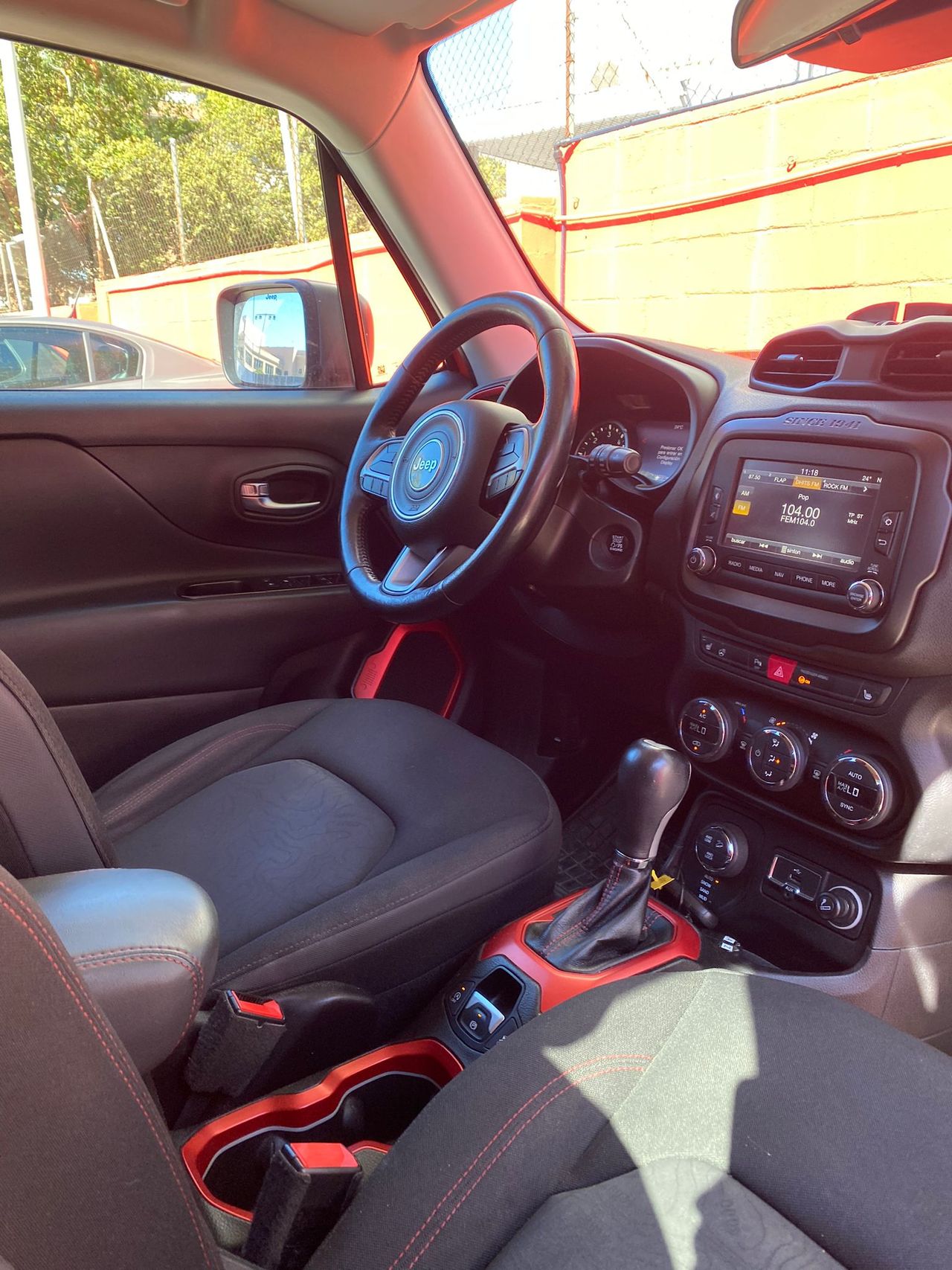 Foto Jeep Renegade 13