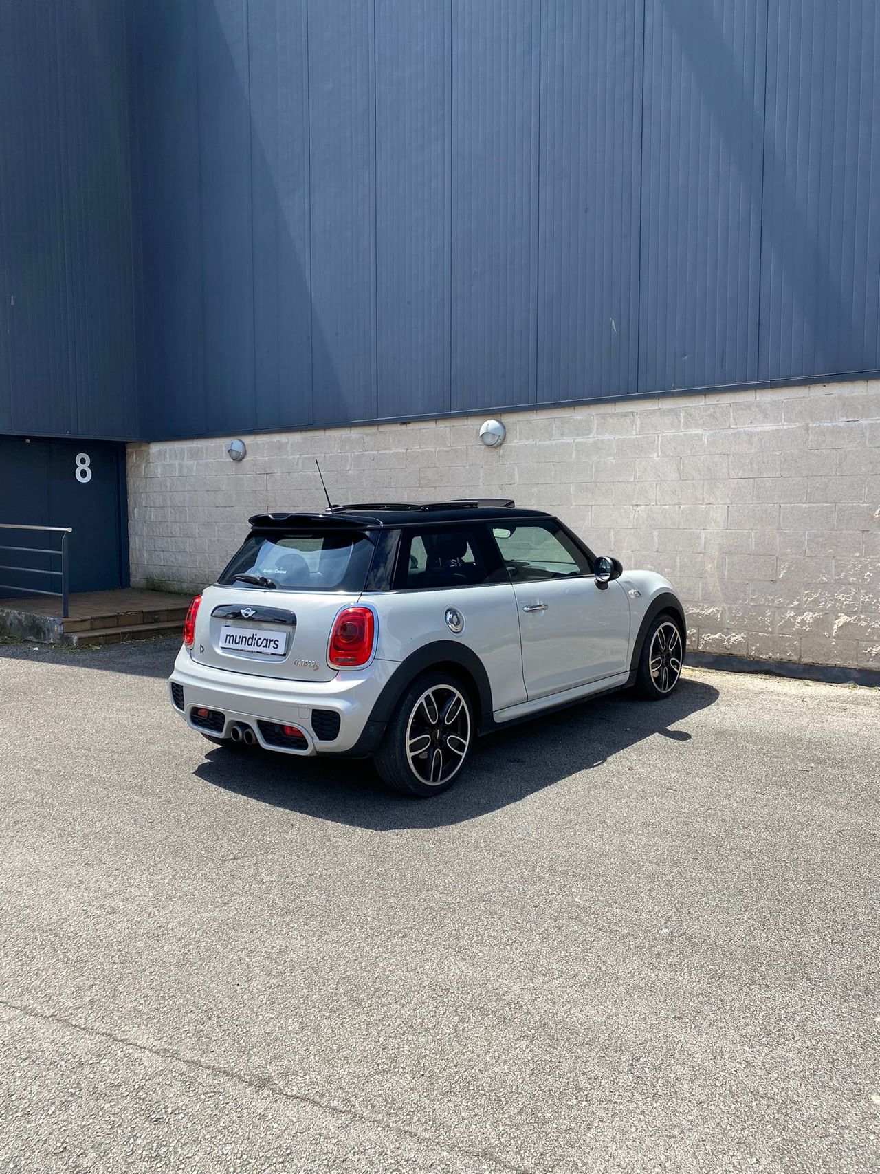 Foto Mini One 8