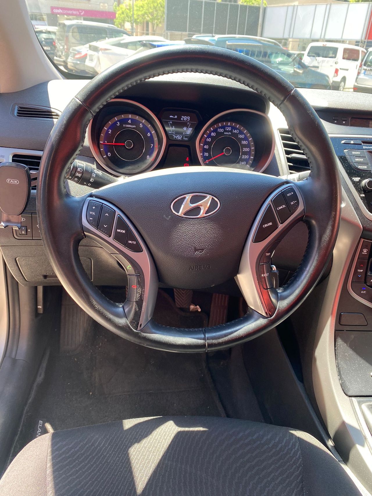 Foto Hyundai Elantra 16