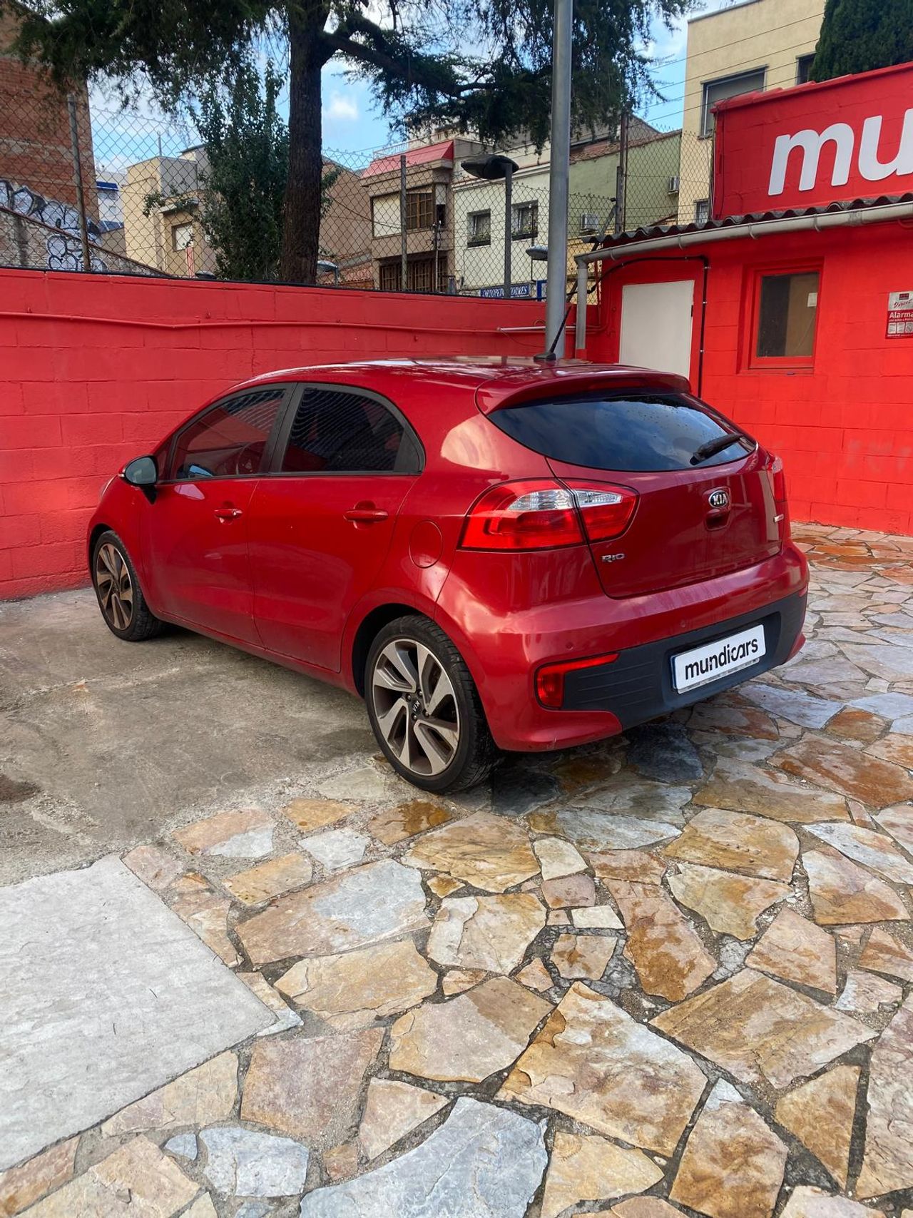 Foto Kia Rio 9