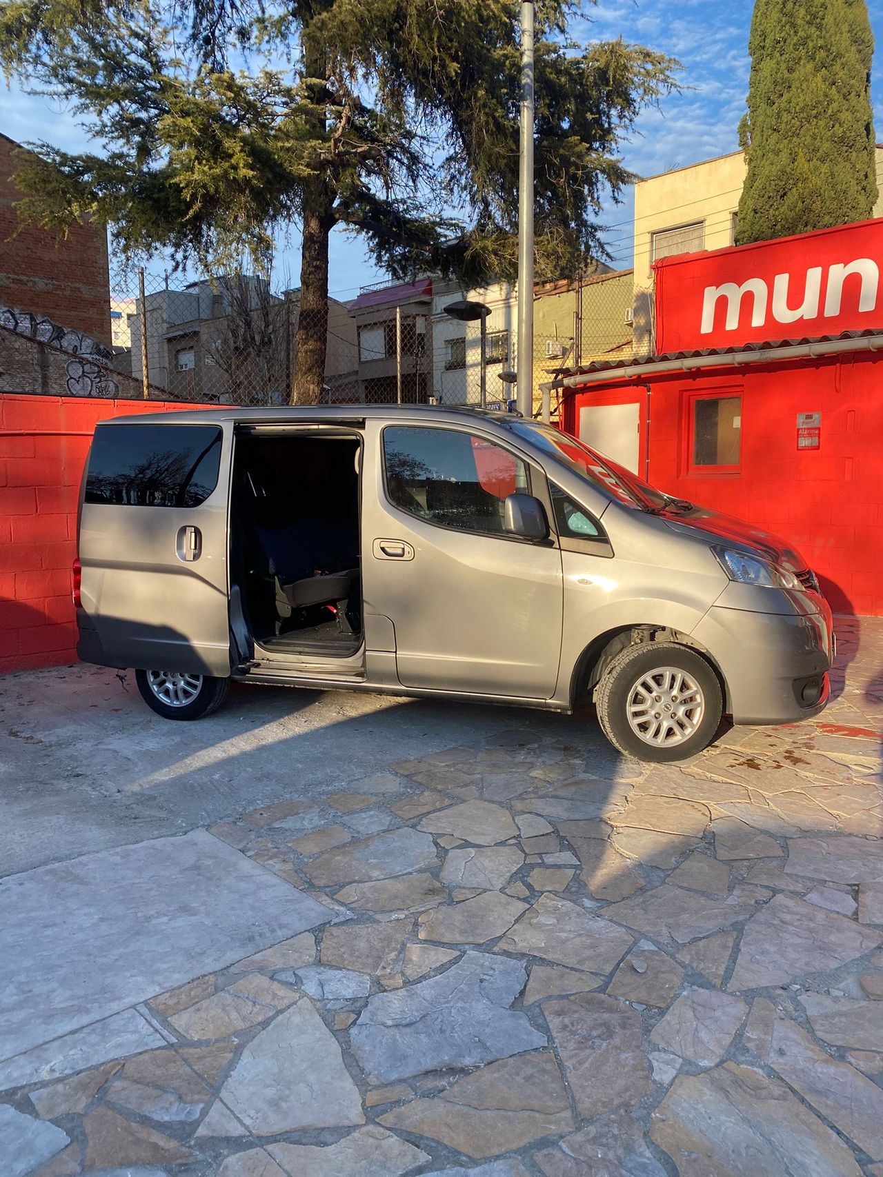 Foto Nissan NV200 4