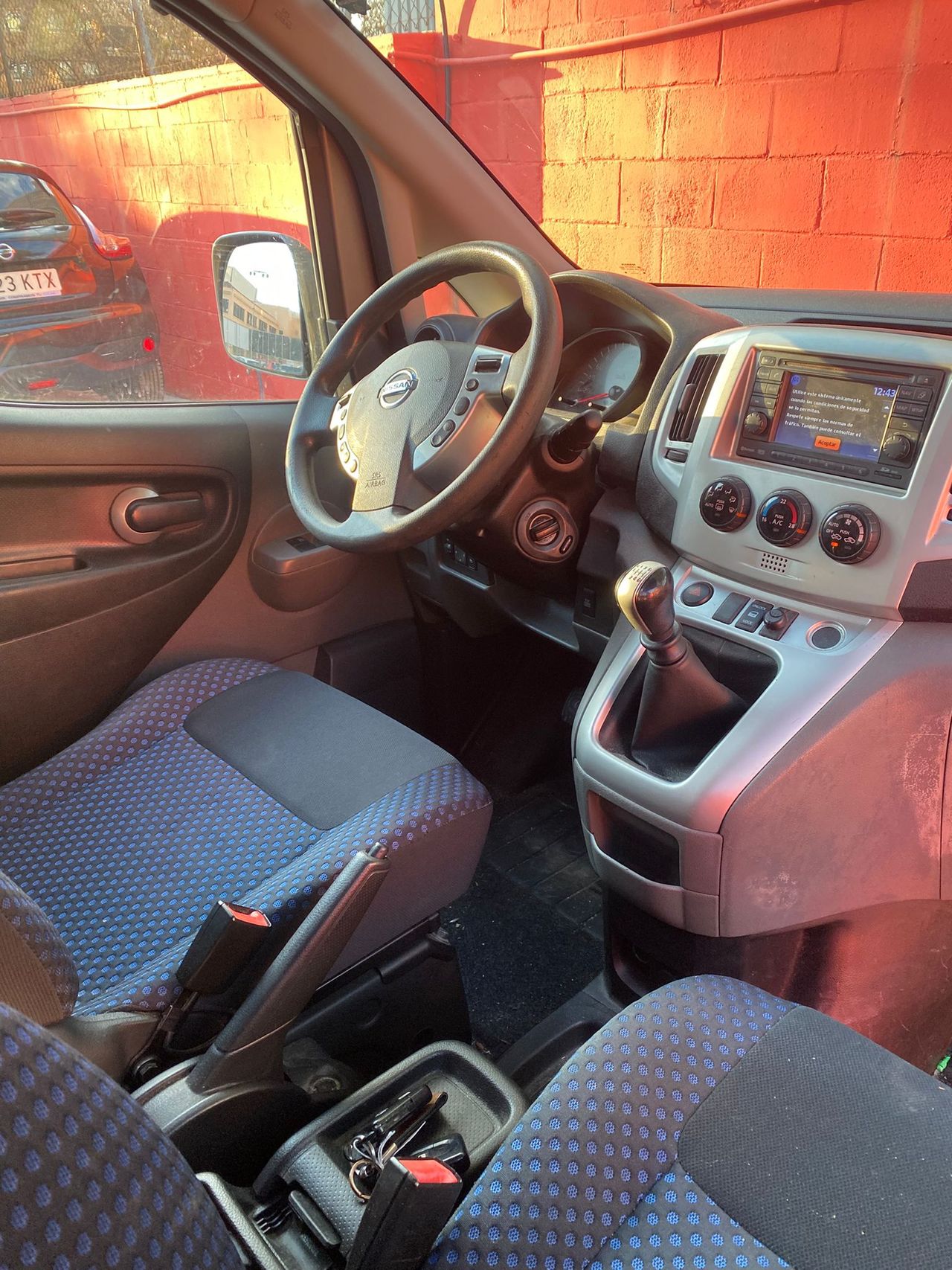 Foto Nissan NV200 14