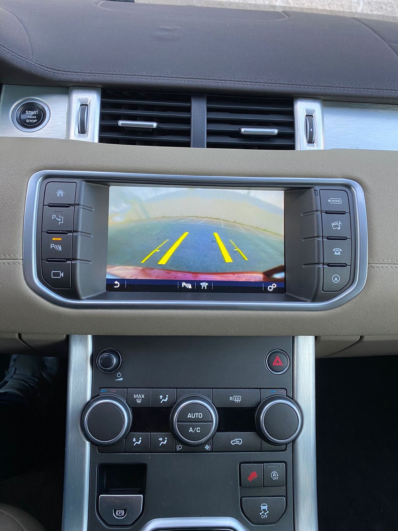 Foto Land-Rover Range Rover Evoque 15