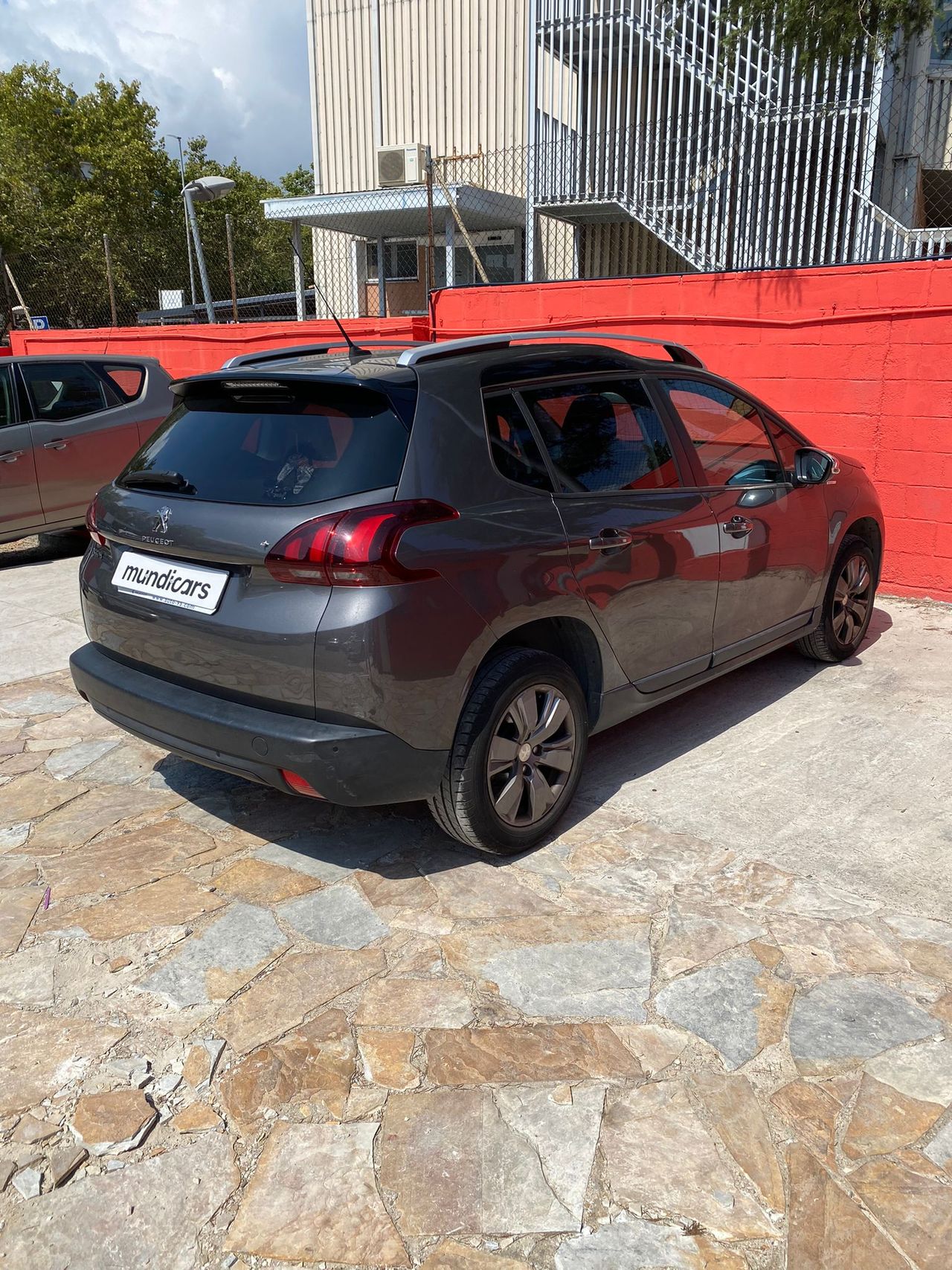 Foto Peugeot 2008 8