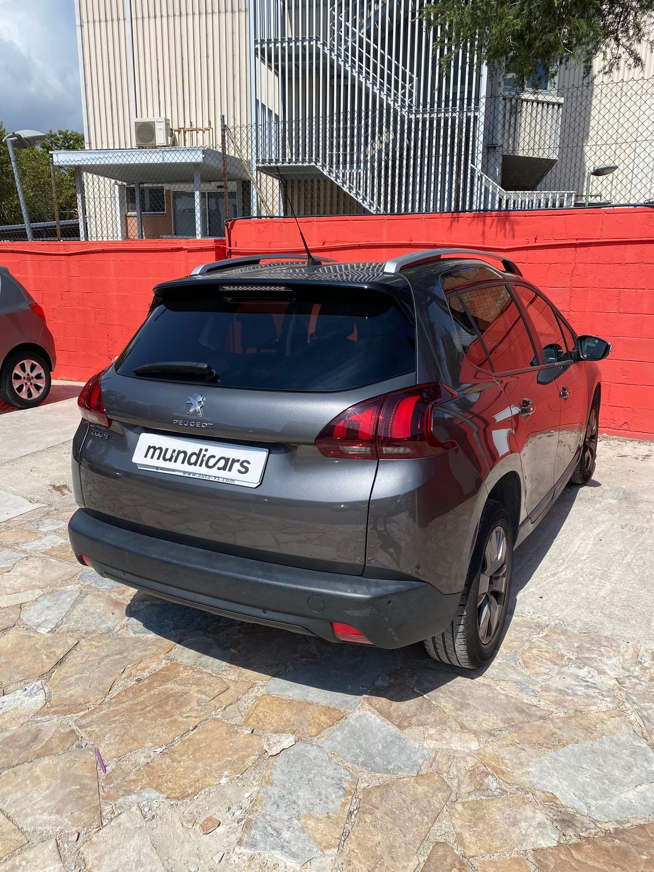 Foto Peugeot 2008 10