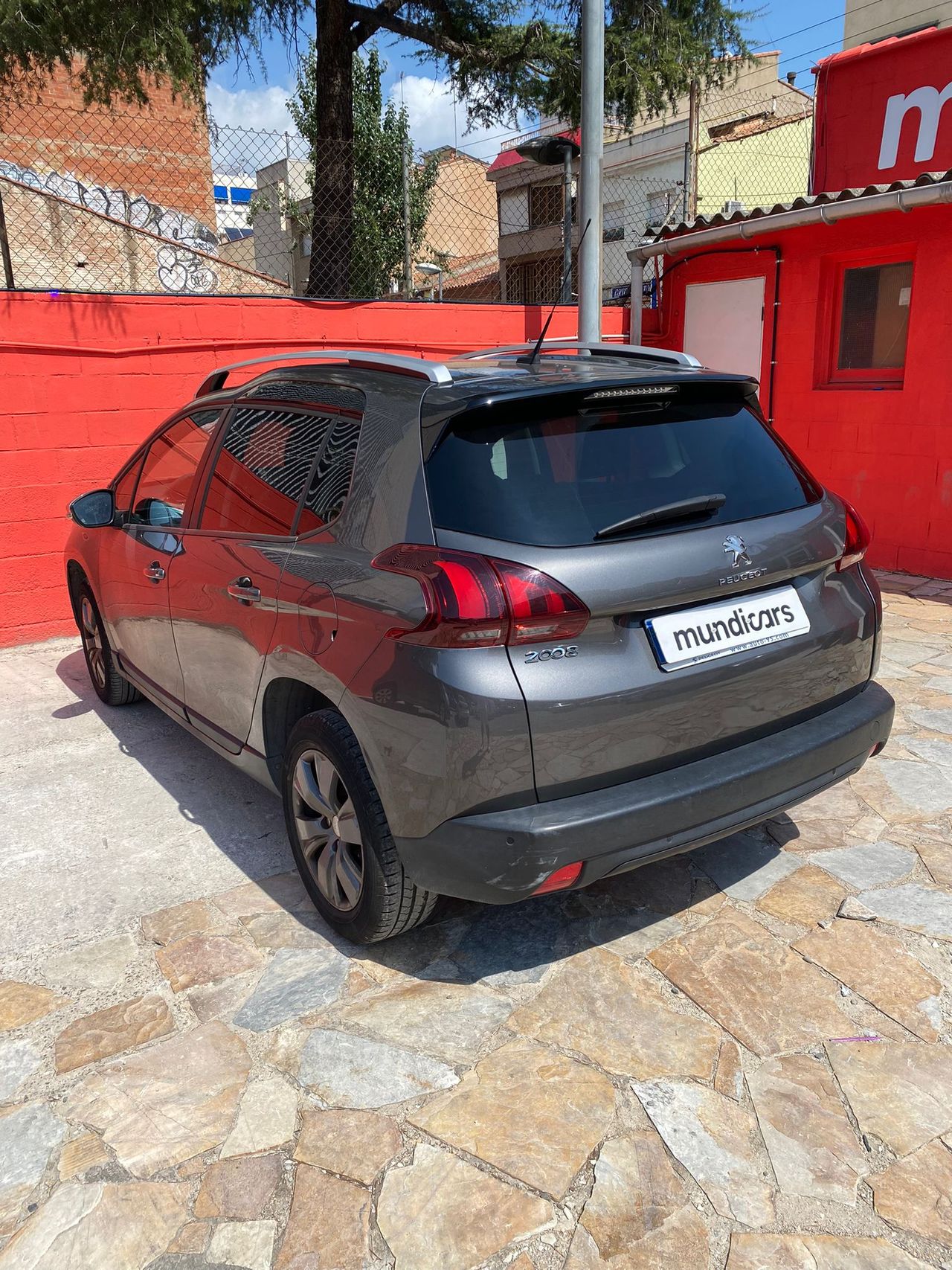 Foto Peugeot 2008 12