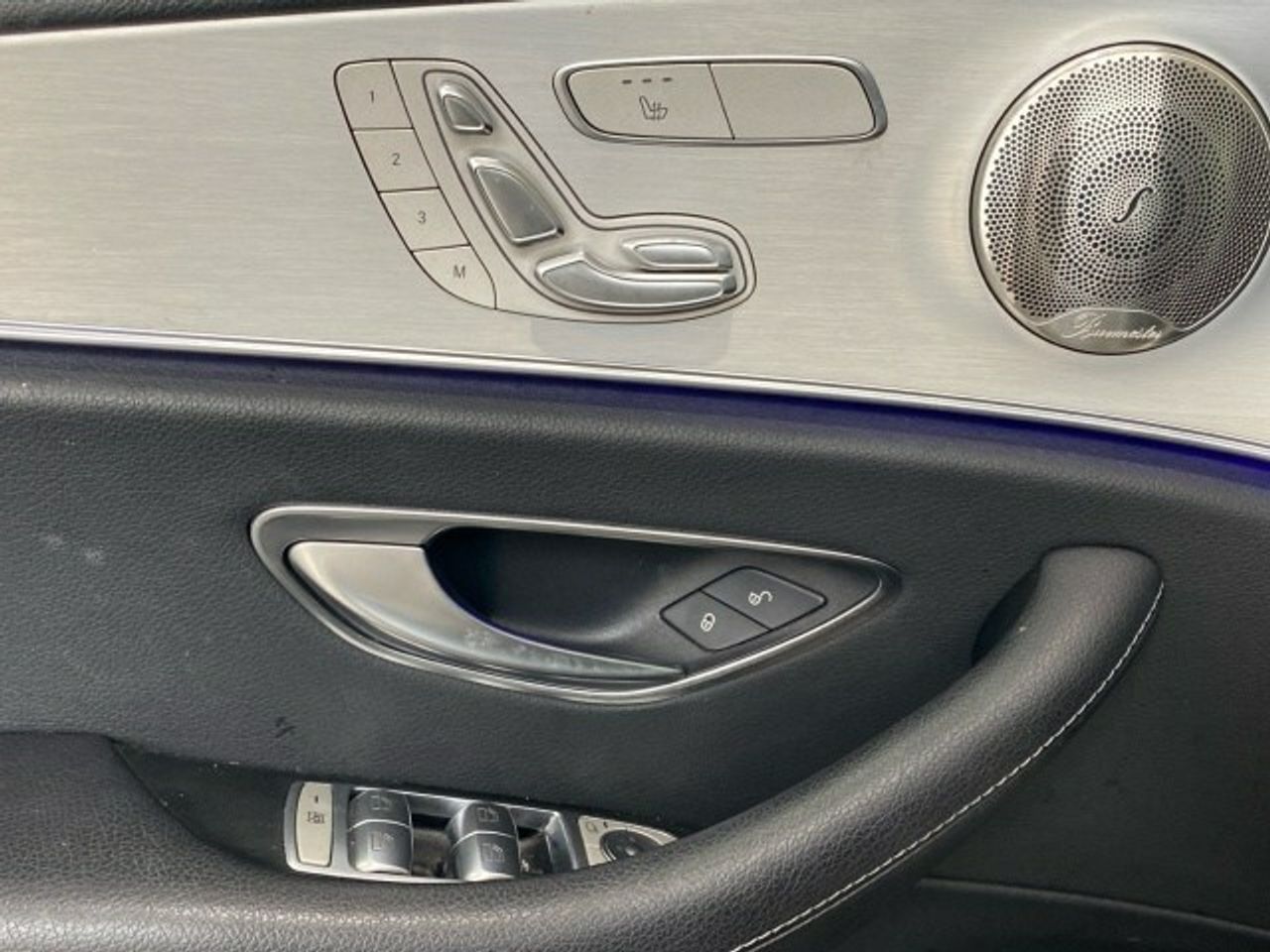 Foto Mercedes-Benz Clase E 12