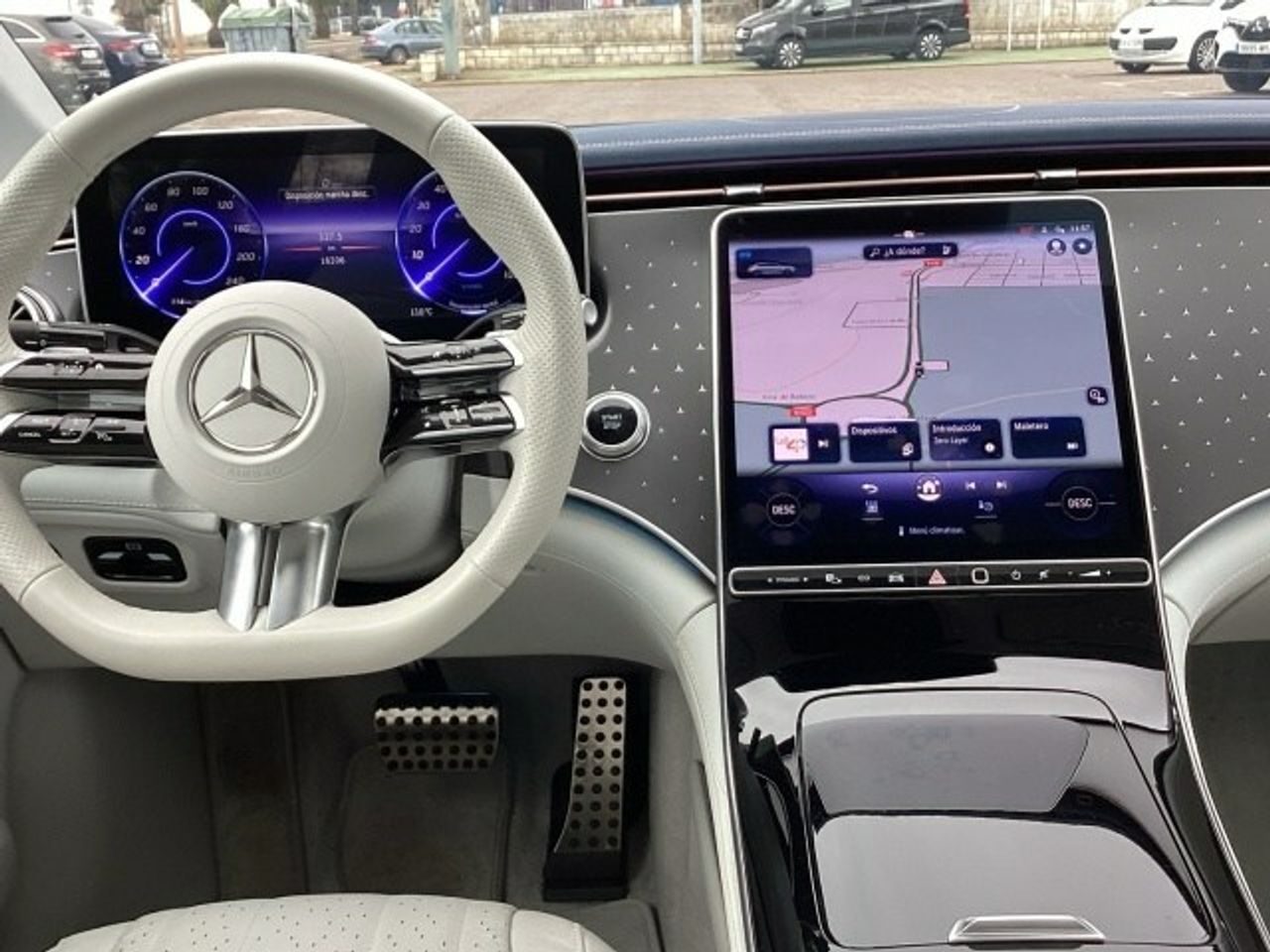 Foto Mercedes-Benz EQE 8