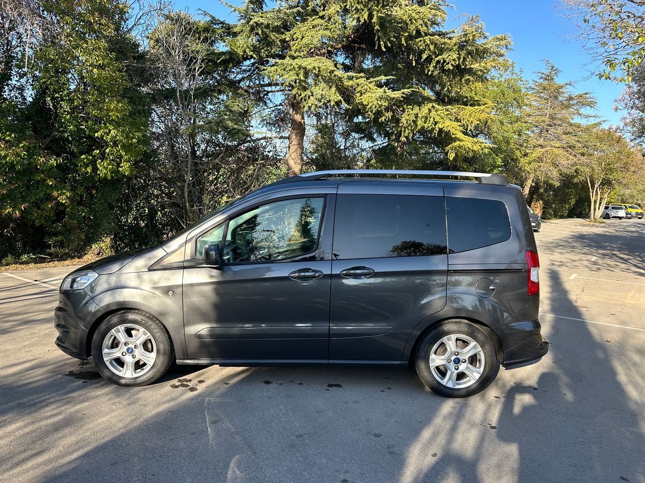 Foto Ford Tourneo Courier 15