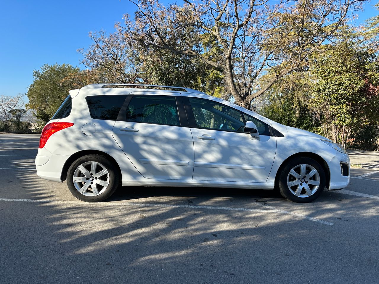 Foto Peugeot 308 8