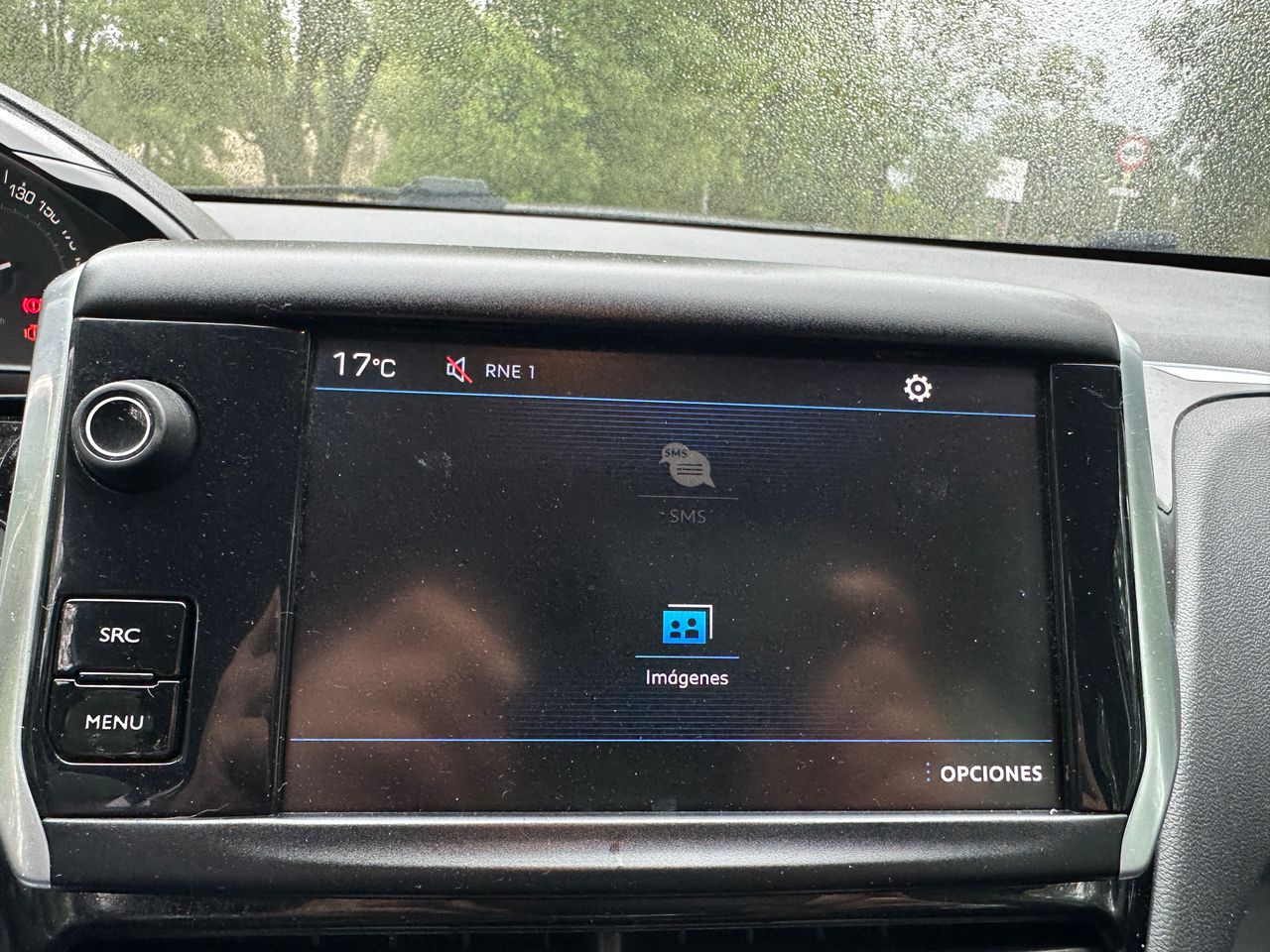 Foto Peugeot 208 33
