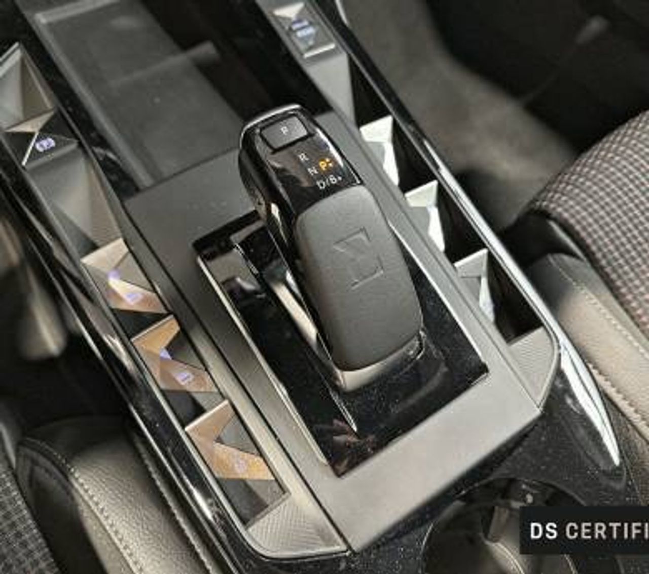 Foto DS Automobiles DS 3 21