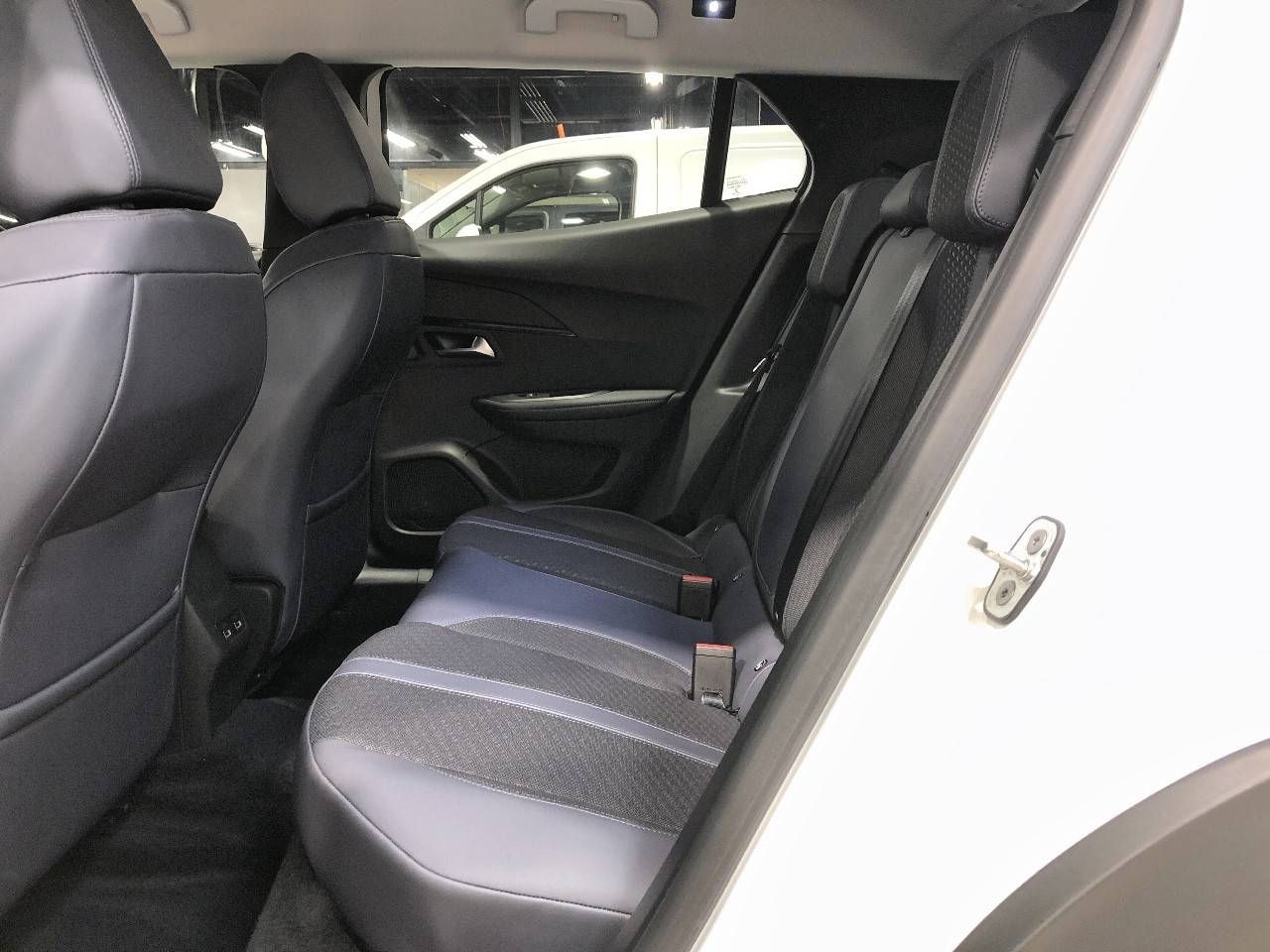 Foto Peugeot 2008 11