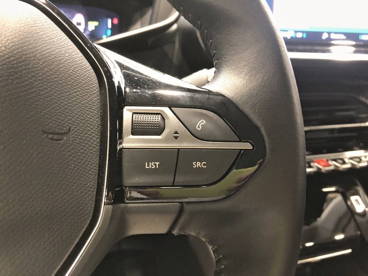 Foto Peugeot 2008 15