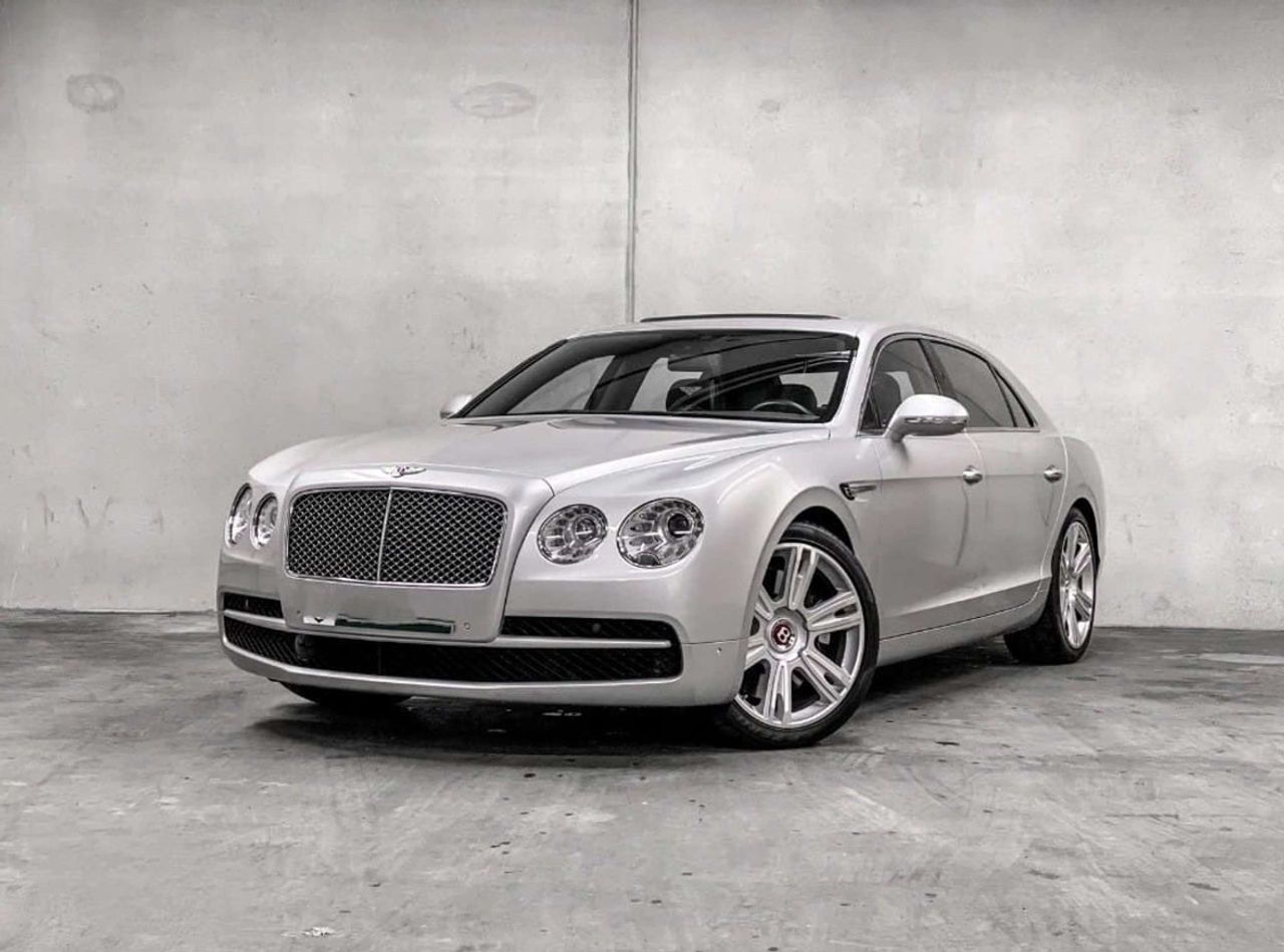 Foto Bentley Flying Spur 1